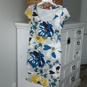 Dress, short, size 4- Boden